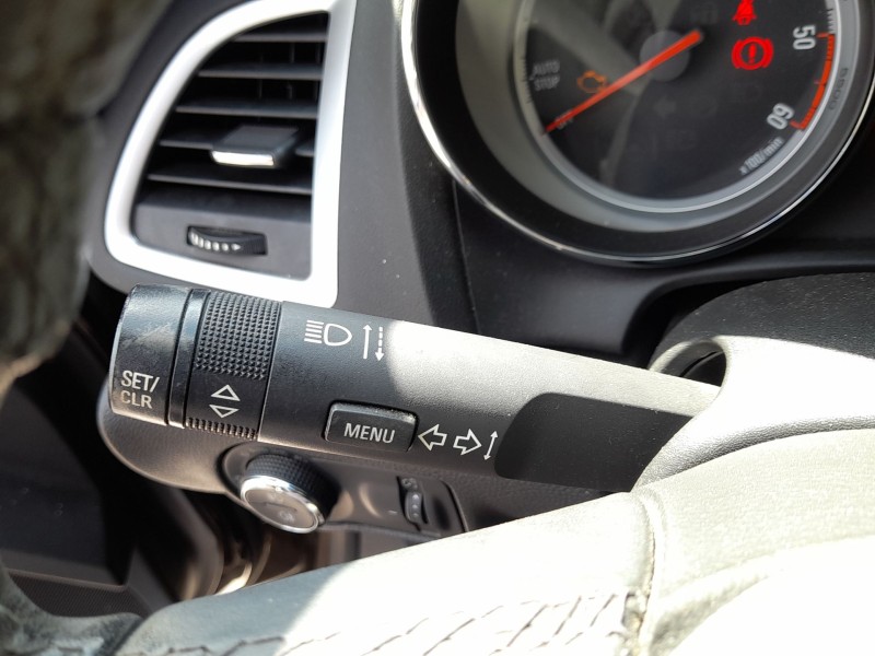 Recambio de mando luces y limpia para opel astra j (p10) 1.6 cdti (68) referencia OEM IAM 20941129  95433818
