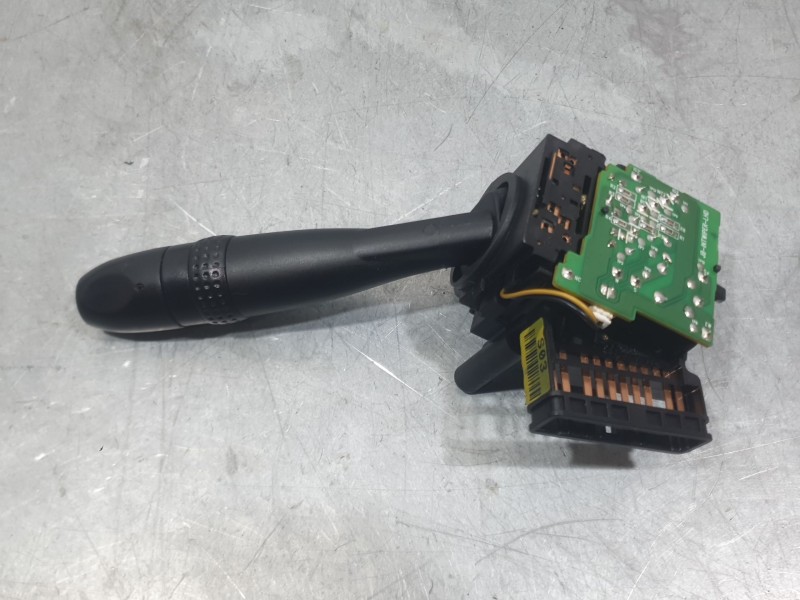 Recambio de mando limpia para hyundai accent iii (mc) 1.6 gls referencia OEM IAM 75733A  