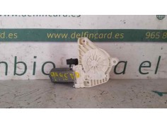 Recambio de motor elevalunas delantero derecho para mercedes-benz clase b (w245) 2.0 cat referencia OEM IAM  2 PIN ELECTRICO
