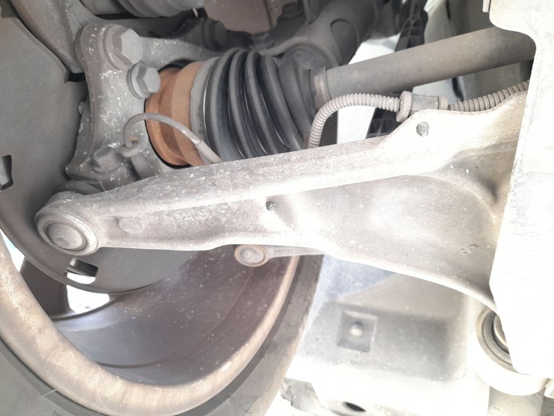 Recambio de brazo suspension inferior delantero derecho para opel astra j (p10) 1.6 cdti (68) referencia OEM IAM 13463244  