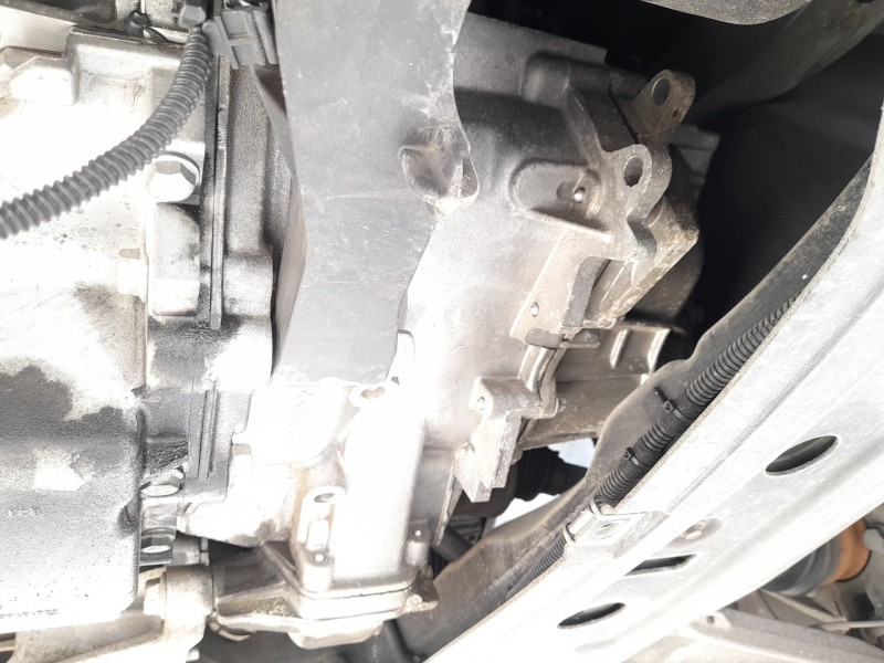 Recambio de caja cambios para opel astra j (p10) 1.6 cdti (68) referencia OEM IAM M32WR 55595640 55595641