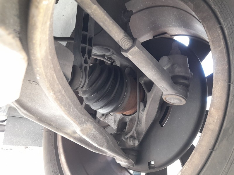 Recambio de mangueta delantera derecha para opel astra j (p10) 1.6 cdti (68) referencia OEM IAM 13319483  