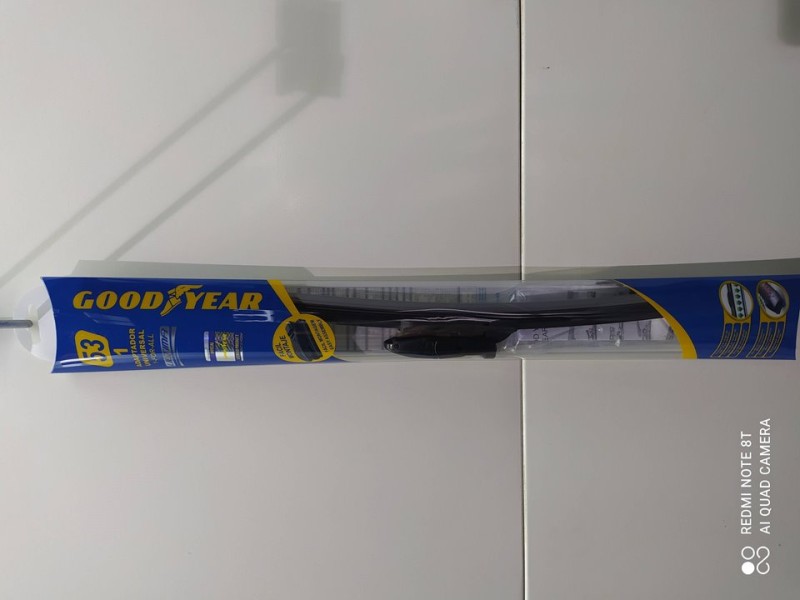 Recambio de escobilla limpia para universal accesorio - referencia OEM IAM GY ULTIMA 21´´ 53 CM  GOODYEAR