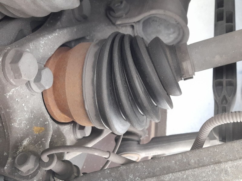 Recambio de transmision delantera derecha para opel astra j (p10) 1.6 cdti (68) referencia OEM IAM 13335141  