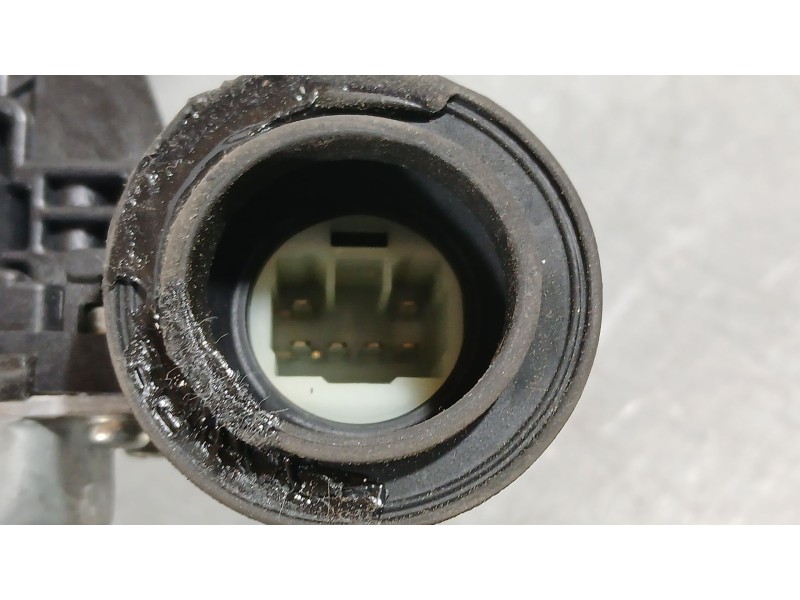 Recambio de elevalunas delantero derecho para toyota auris (_e18_) 1.4 d-4d (nde180_) referencia OEM IAM 857100D100 DENSO 6 PINS