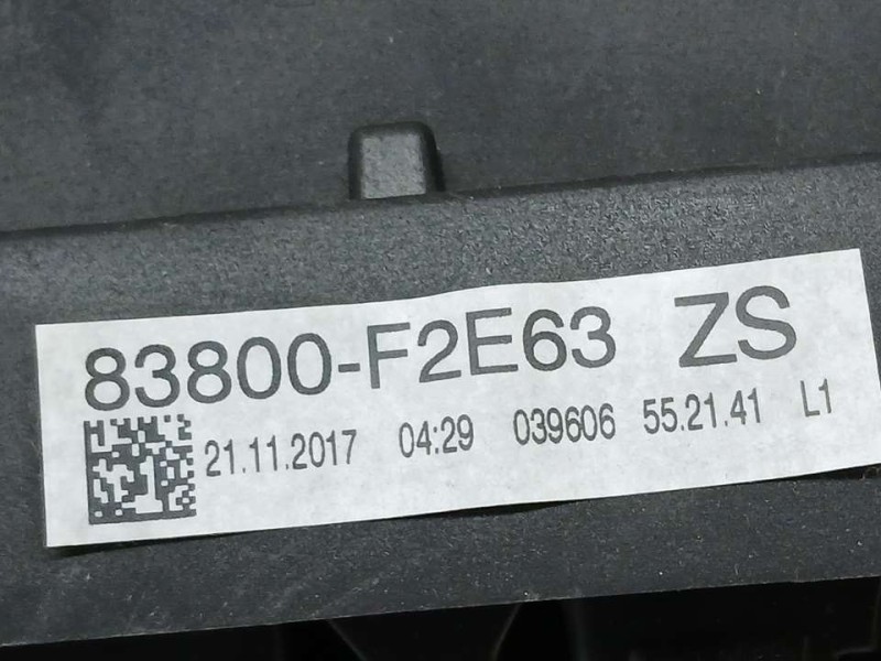 Recambio de cuadro instrumentos para toyota auris hybrid business referencia OEM IAM 83800F2E63  