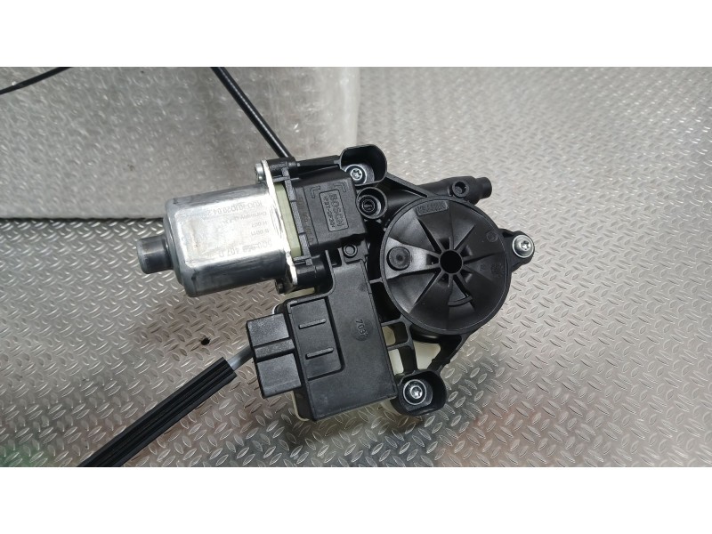 Recambio de elevalunas trasero izquierdo para seat leon (kl1, klg) 2.0 tdi referencia OEM IAM 5FA839461A 3 PINS 
