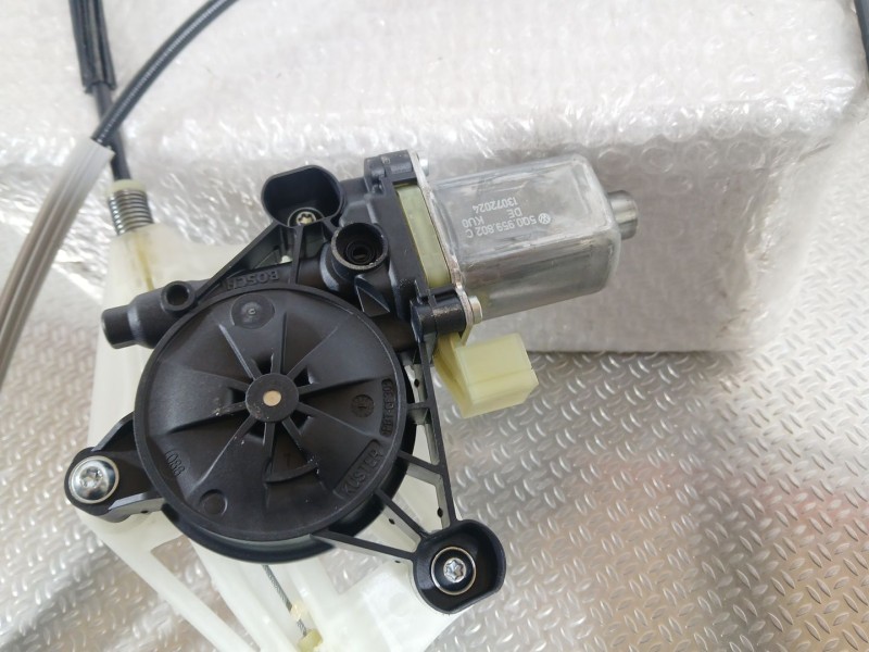 Recambio de elevalunas delantero derecho para cupra formentor (kmp) 1.5 tsi e-hybrid referencia OEM IAM 5FF837462C 2 PINS 