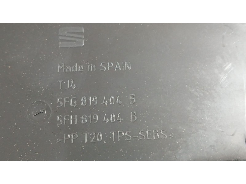 Recambio de torpedo para cupra formentor (kmp) 1.5 tsi e-hybrid referencia OEM IAM 5FG819404B COMPLETO 5FG819403B