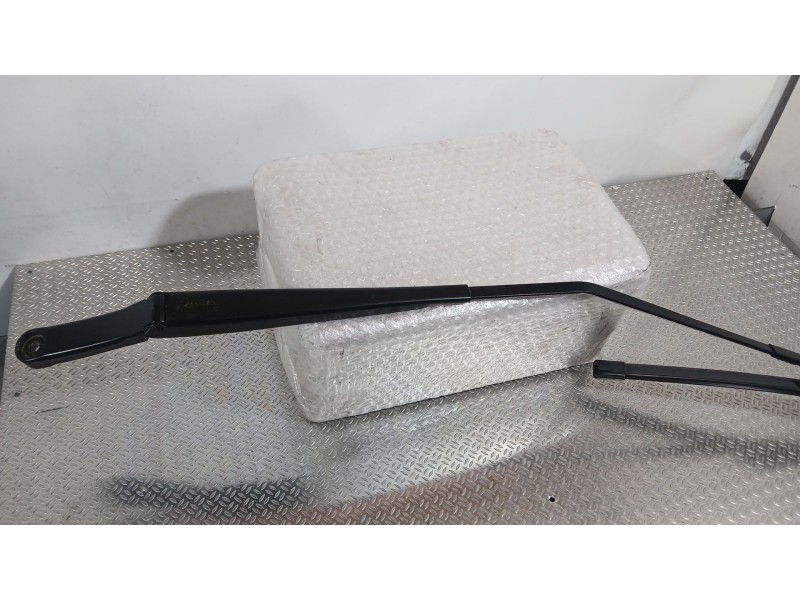 Recambio de brazo limpia delantero derecho para cupra formentor (kmp) 1.5 tsi e-hybrid referencia OEM IAM 5FG955410A  