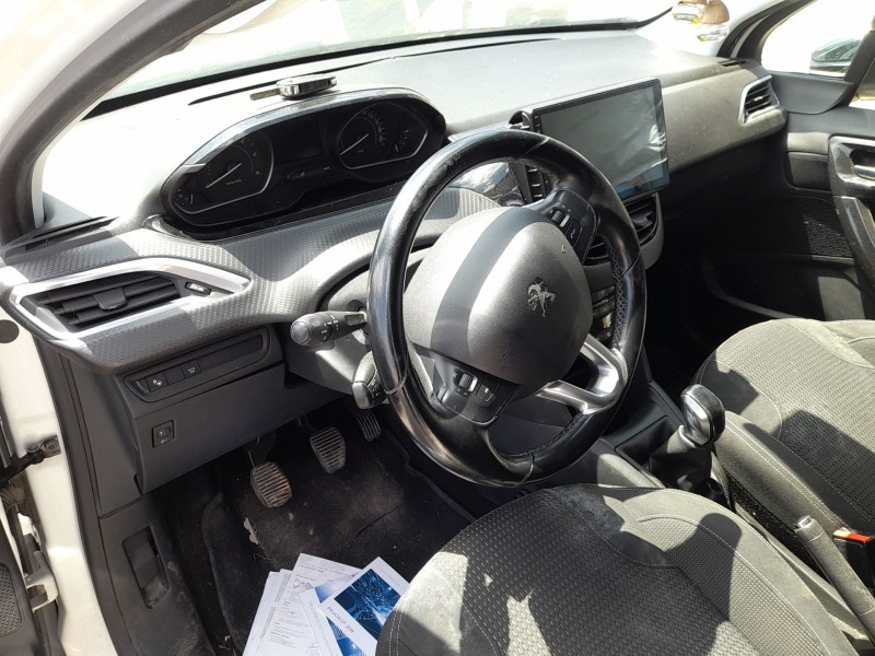 peugeot 208 i (ca_, cc_) del año 2019