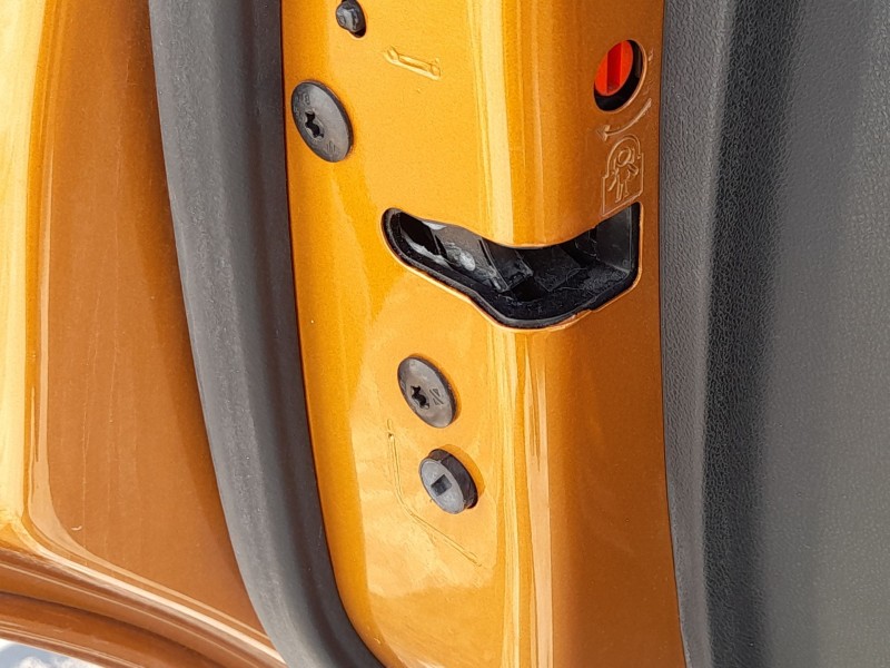 Recambio de cerradura puerta trasera izquierda para opel crossland x / crossland (p17, p2qo) 1.2 (75) referencia OEM IAM 3558106