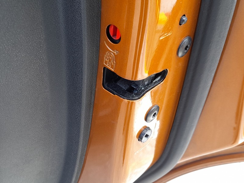 Recambio de cerradura puerta trasera derecha para opel crossland x / crossland (p17, p2qo) 1.2 (75) referencia OEM IAM 3558104  