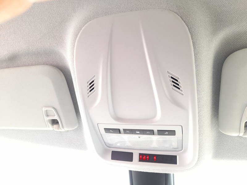 Recambio de luz interior para opel crossland x / crossland (p17, p2qo) 1.2 (75) referencia OEM IAM 39027176  