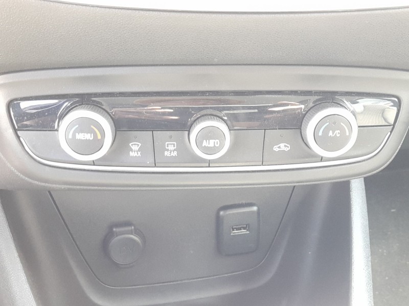 Recambio de mando climatizador para opel crossland x / crossland (p17, p2qo) 1.2 (75) referencia OEM IAM YQ00334880  