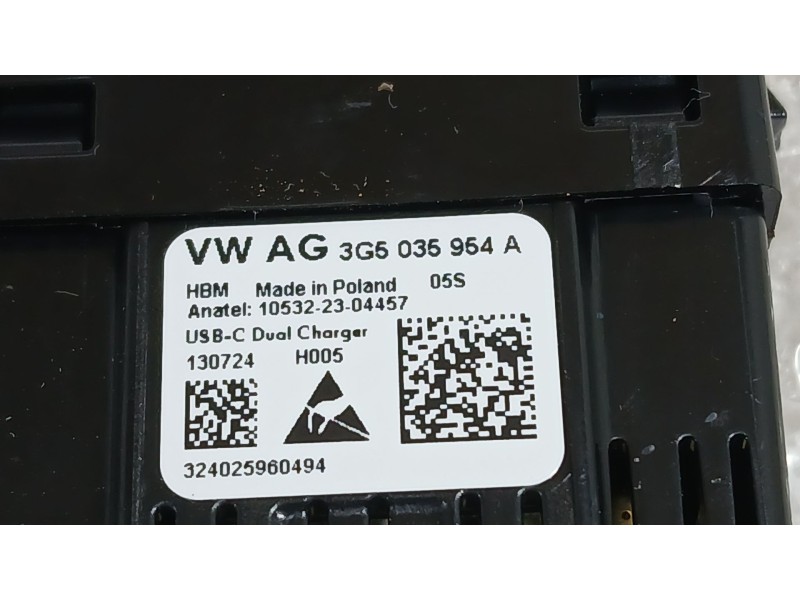 Recambio de conexion usb/aux para cupra formentor (kmp) 1.5 tsi e-hybrid referencia OEM IAM 3G5035954A TRASERO 324025960494