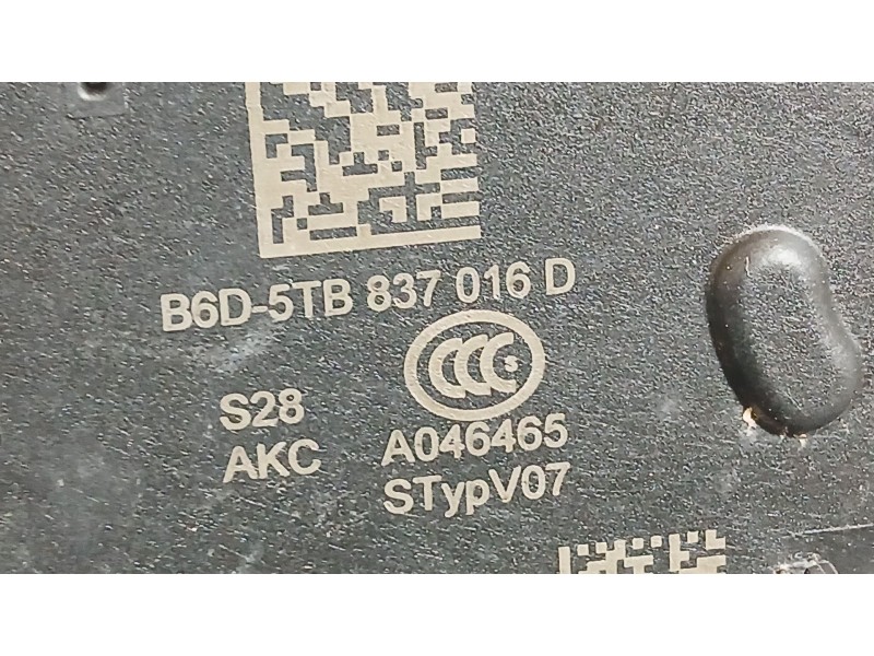 Recambio de cerradura puerta delantera derecha para seat leon (kl1, klg) 2.0 tdi referencia OEM IAM 5TB837016D  