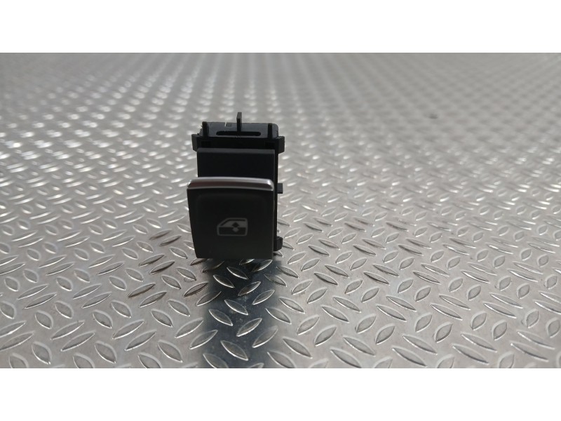 Recambio de mando elevalunas trasero derecho para seat leon (kl1, klg) 2.0 tdi referencia OEM IAM 5G0959855N  