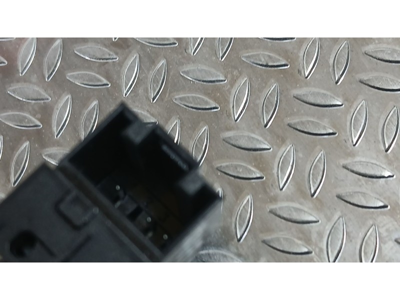 Recambio de mando elevalunas trasero derecho para seat leon (kl1, klg) 2.0 tdi referencia OEM IAM 5G0959855N  