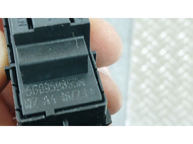 Recambio de mando elevalunas trasero derecho para seat leon (kl1, klg) 2.0 tdi referencia OEM IAM 5G0959855N  