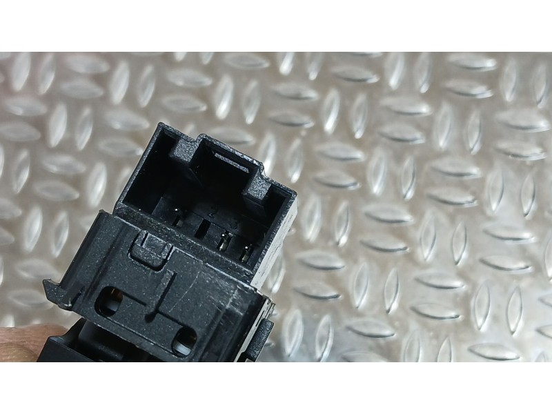 Recambio de mando elevalunas trasero izquierdo para seat leon (kl1, klg) 2.0 tdi referencia OEM IAM 5G0959855N  