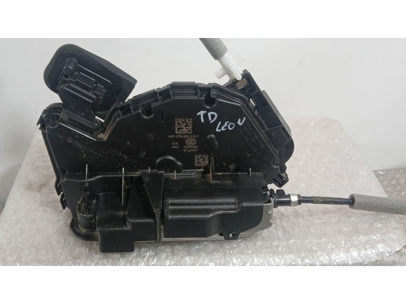 Recambio de cerradura puerta trasera derecha para seat leon (kl1, klg) 2.0 tdi referencia OEM IAM 5TA839016P  