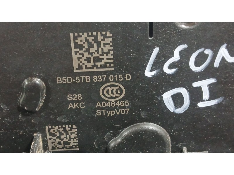 Recambio de cerradura puerta delantera izquierda para seat leon (kl1, klg) 2.0 tdi referencia OEM IAM 5TB837015D  