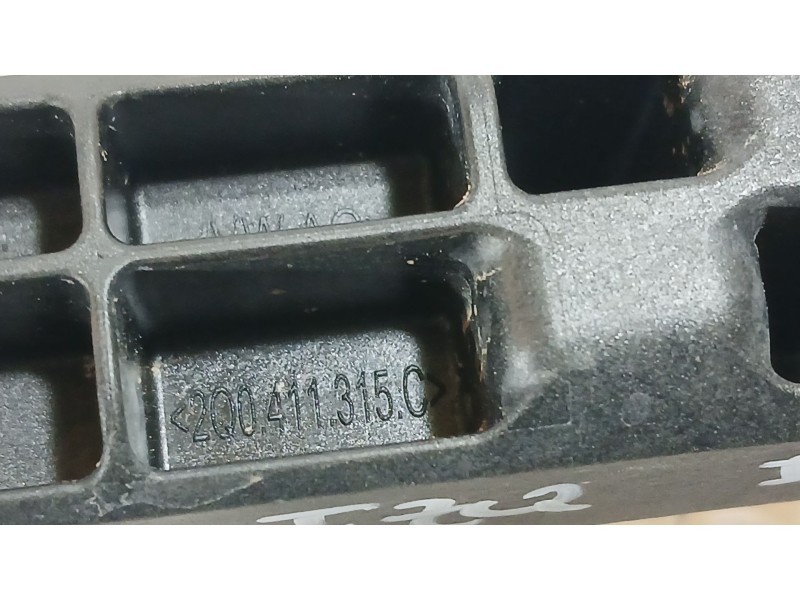 Recambio de bieleta estabilizadora delantera izquierda para seat ibiza v (kj1, kjg) 1.0 mpi referencia OEM IAM 2Q0411315C  