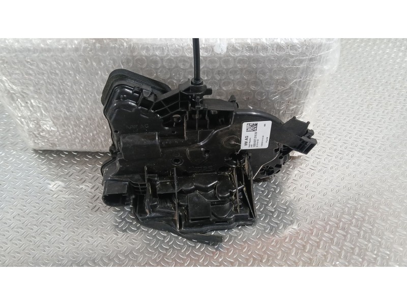 Recambio de cerradura puerta delantera derecha para seat ibiza v (kj1, kjg) 1.0 mpi referencia OEM IAM 10B837016B  G11510102