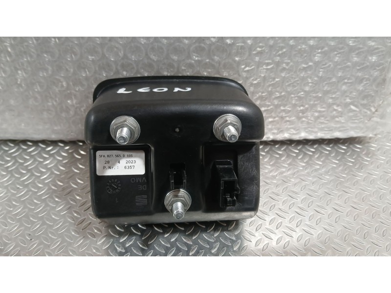 Recambio de maneta exterior porton para seat leon (kl1, klg) 2.0 tdi referencia OEM IAM 5FA827565D  