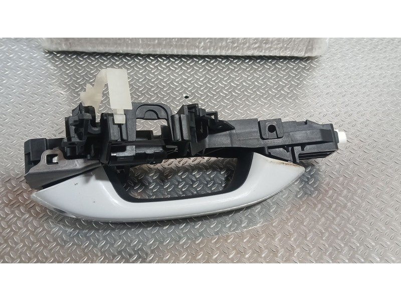 Recambio de maneta exterior delantera izquierda para seat leon (kl1, klg) 2.0 tdi referencia OEM IAM 5FB837811E  