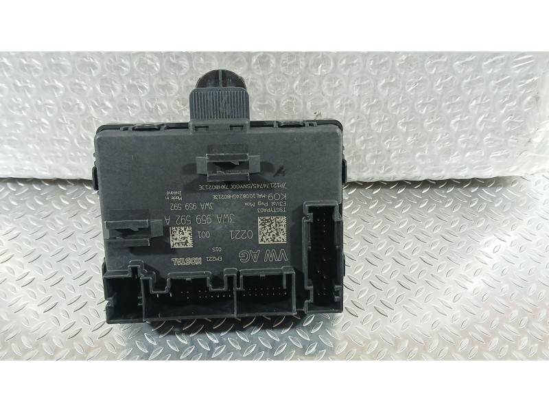 Recambio de modulo electronico para cupra formentor (kmp) 1.5 tsi e-hybrid referencia OEM IAM 3WA959592A MODULO CONFOR DEL. DCH 