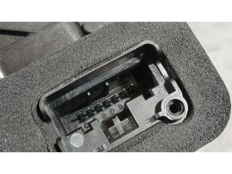 Recambio de cerradura puerta trasera izquierda para cupra formentor (kmp) 1.5 tsi e-hybrid referencia OEM IAM 5TA839015Q  