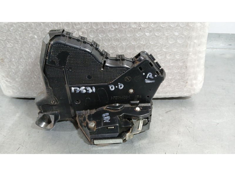 Recambio de cerradura puerta delantera derecha para toyota auris (_e18_) 1.4 d-4d (nde180_) referencia OEM IAM 6903005130  