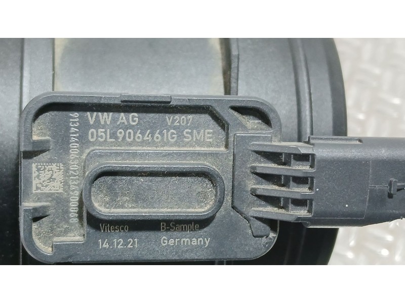 Recambio de caudalimetro para seat leon (kl1, klg) 2.0 tdi referencia OEM IAM 05L906461G CLAVIJA TOCADA 