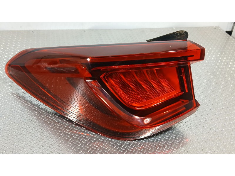Recambio de piloto trasero izquierdo exterior para seat leon (kl1, klg) 2.0 tdi referencia OEM IAM 5FA945208G  