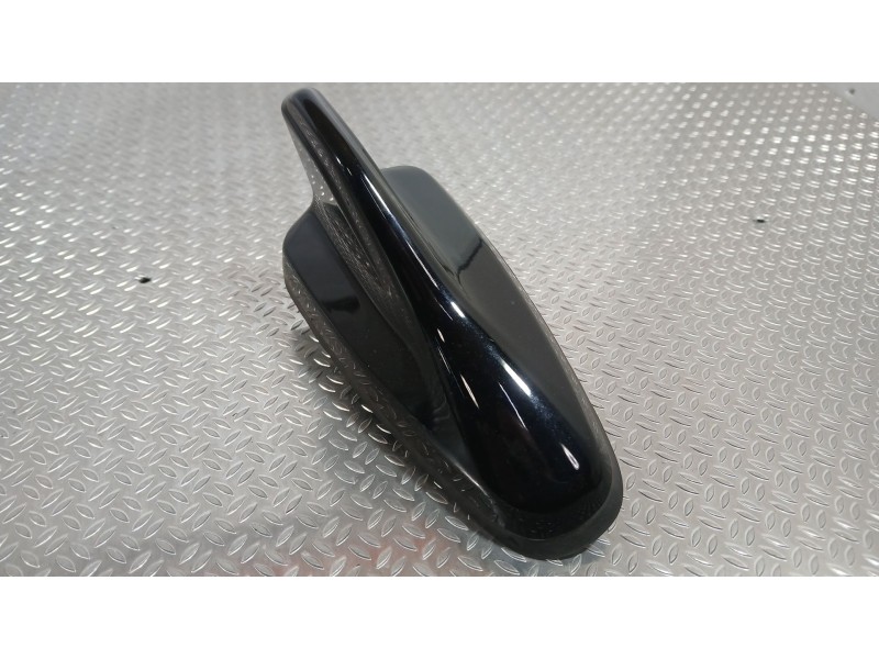 Recambio de antena para seat leon (kl1, klg) 2.0 tdi referencia OEM IAM 5WA035507B  