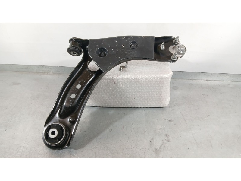 Recambio de brazo suspension inferior delantero izquierdo para seat leon (kl1, klg) 2.0 tdi referencia OEM IAM 5WA407117  