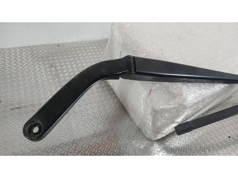 Recambio de brazo limpia delantero izquierdo para seat leon (kl1, klg) 2.0 tdi referencia OEM IAM 5FB955409A  