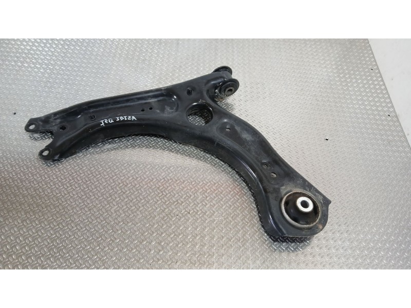 Recambio de brazo suspension inferior delantero izquierdo para seat ibiza v (kj1, kjg) 1.0 mpi referencia OEM IAM 2Q0407151D  