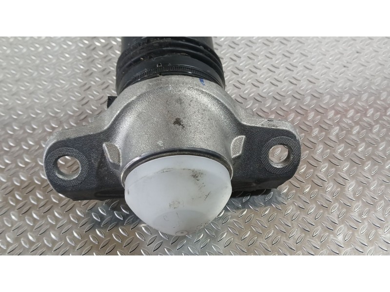 Recambio de amortiguador trasero para seat ibiza v (kj1, kjg) 1.0 mpi referencia OEM IAM 2Q0512013BF SIN MANO ZF 801402002279