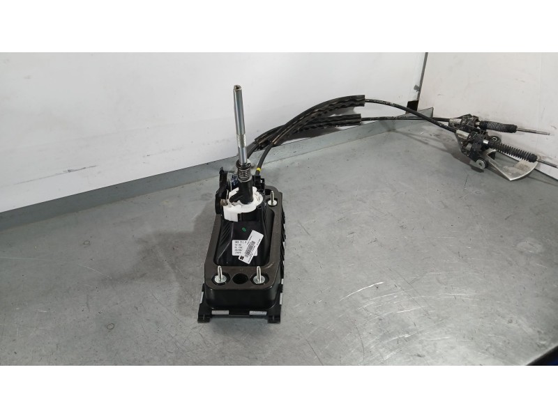 Recambio de palanca cambio para seat ibiza v (kj1, kjg) 1.0 mpi referencia OEM IAM 5R3711049K COMPLETA CON SIRGAS 1707570