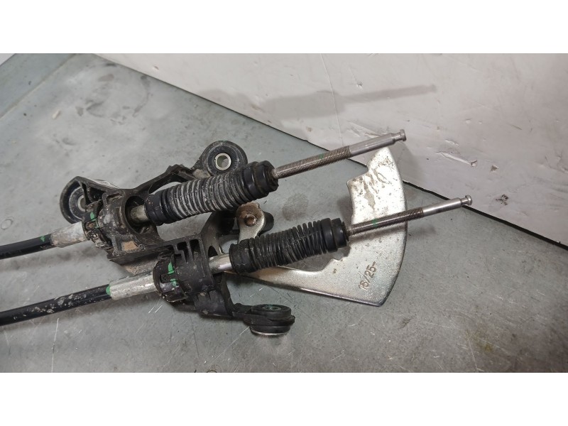 Recambio de palanca cambio para seat ibiza v (kj1, kjg) 1.0 mpi referencia OEM IAM 5R3711049K COMPLETA CON SIRGAS 1707570