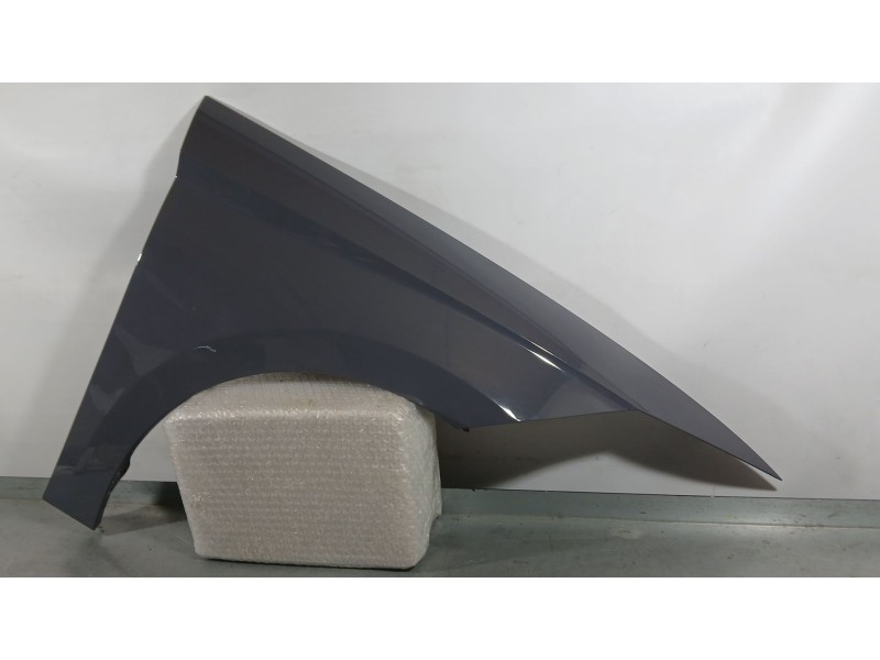 Recambio de aleta delantera derecha para seat ibiza v (kj1, kjg) 1.0 mpi referencia OEM IAM 6F0821106B  