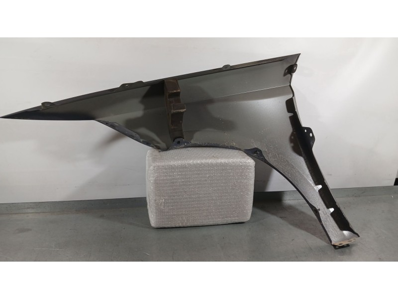 Recambio de aleta delantera derecha para seat ibiza v (kj1, kjg) 1.0 mpi referencia OEM IAM 6F0821106B  