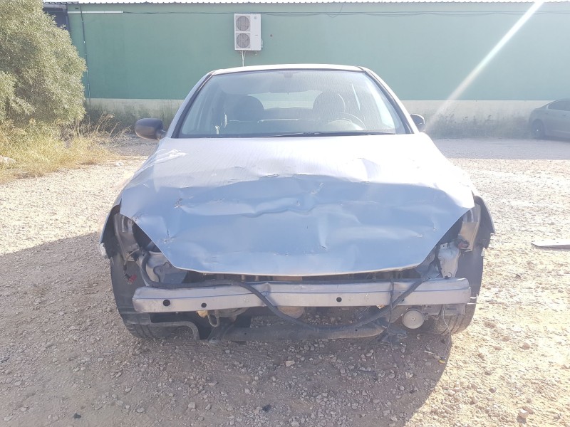opel corsa c (x01) del año 2004