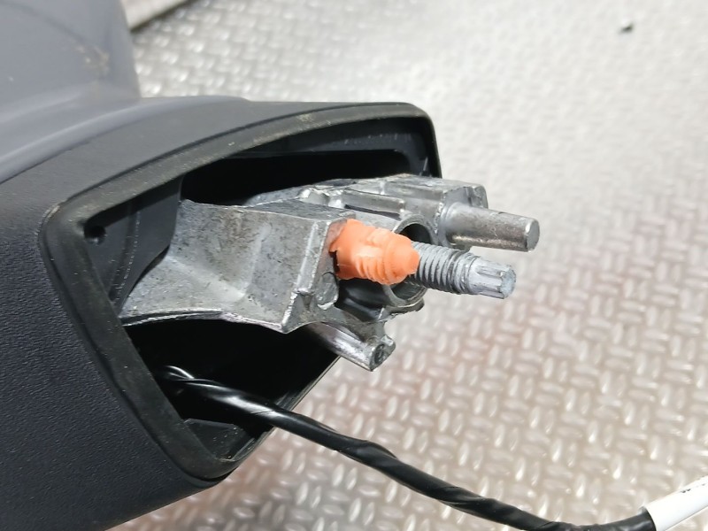 Recambio de retrovisor izquierdo para seat ibiza v (kj1, kjg) 1.0 mpi referencia OEM IAM 21996161FM ELECTRICO 5 CABLES 