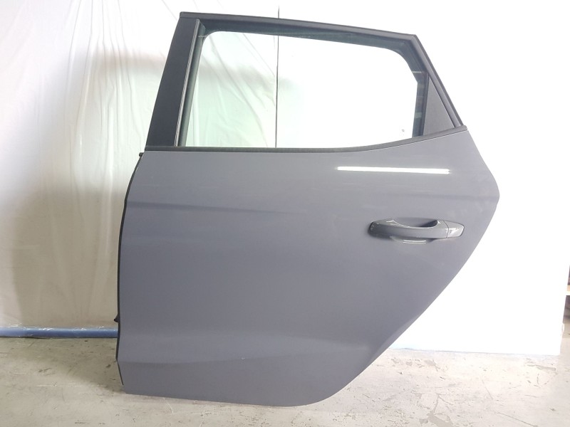 Recambio de puerta trasera izquierda para seat ibiza v (kj1, kjg) 1.0 mpi referencia OEM IAM 6F0833311B  