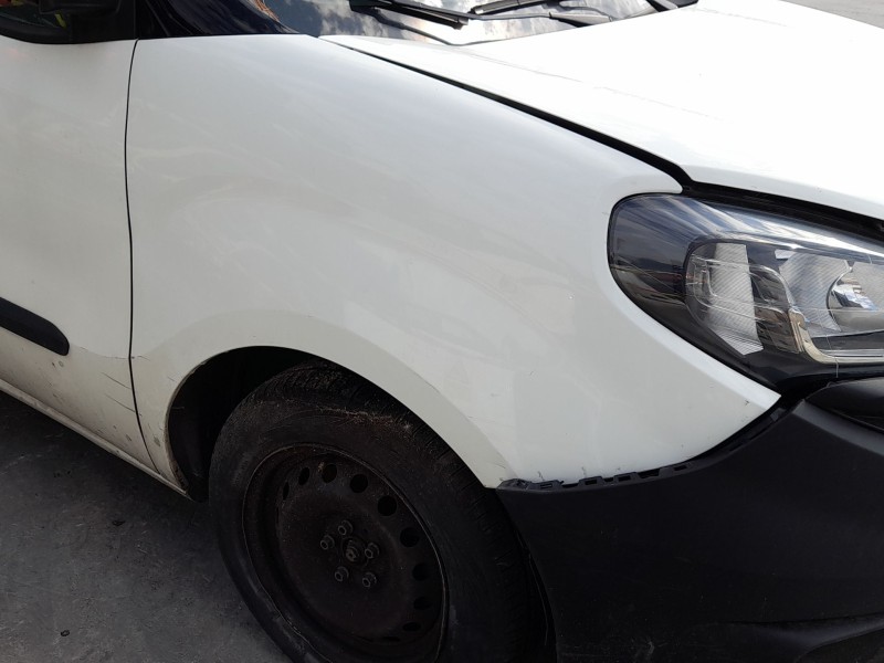 Recambio de aleta delantera derecha para fiat doblo cargo (263_) 1.6 d multijet referencia OEM IAM 51822254  