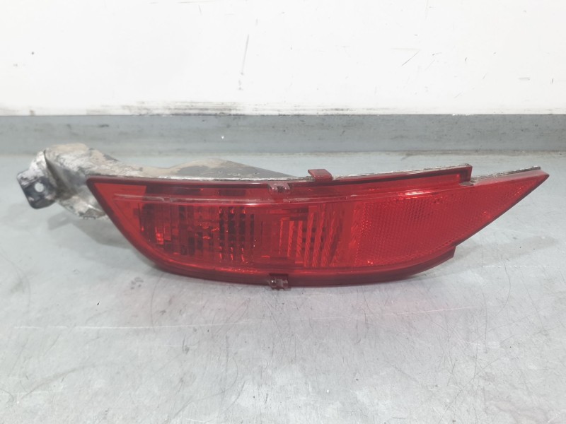 Recambio de piloto trasero izquierdo paragolpes para ford c-max ii (dxa/cb7, dxa/ceu) 1.0 ecoboost referencia OEM IAM 8A6115K273